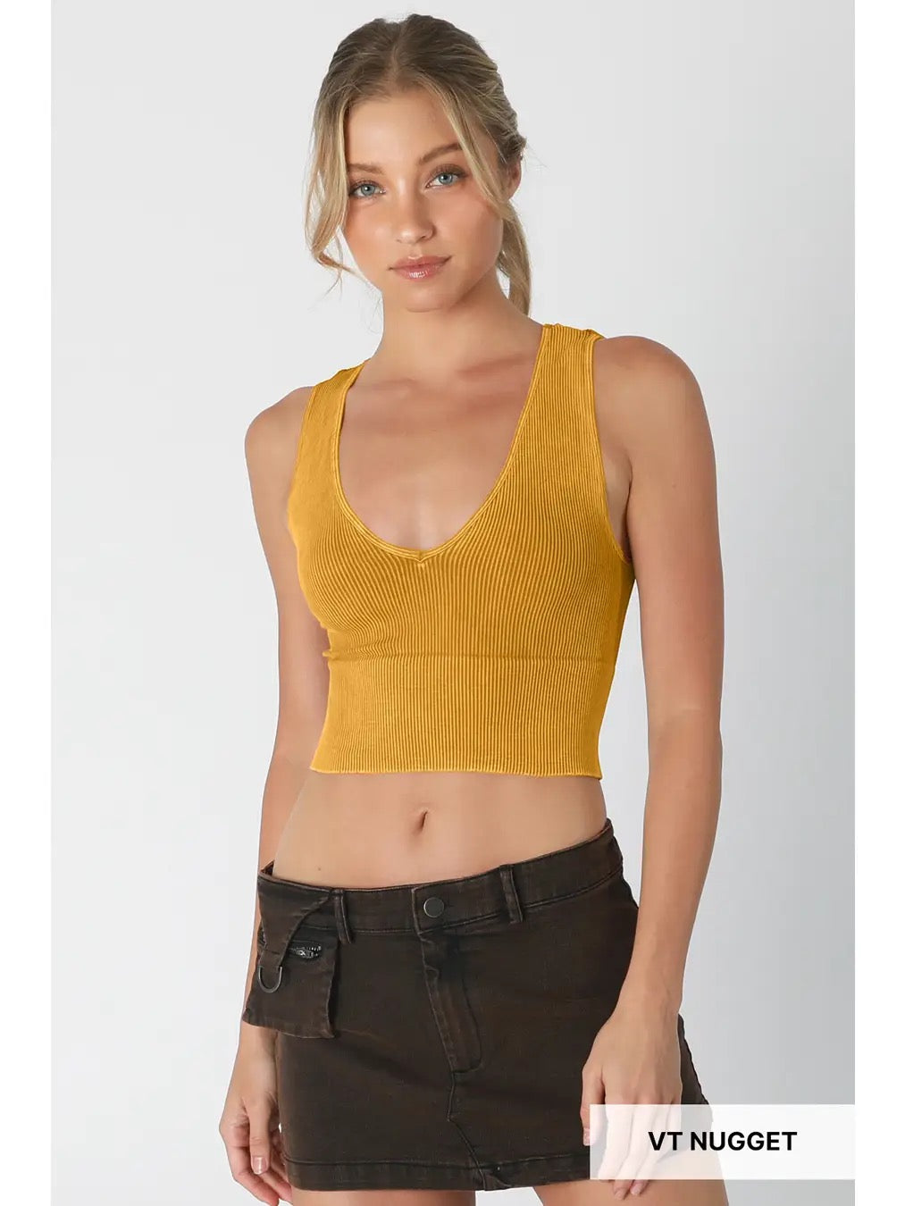 THE EVERYDAY CROPPED V NECK