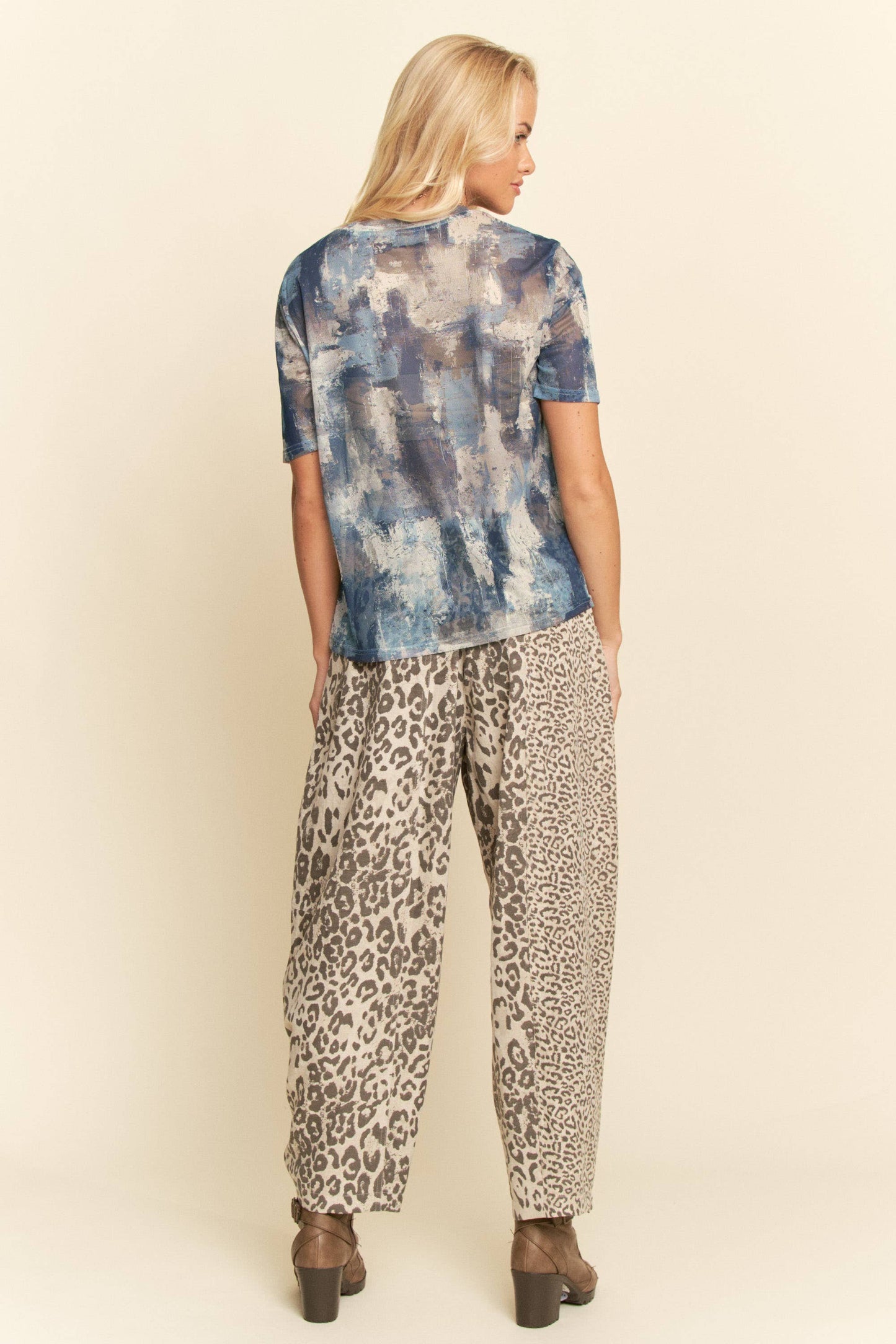 SHORT SLEEVE COVER UP MESH TOP LIGHTWEIGHT
