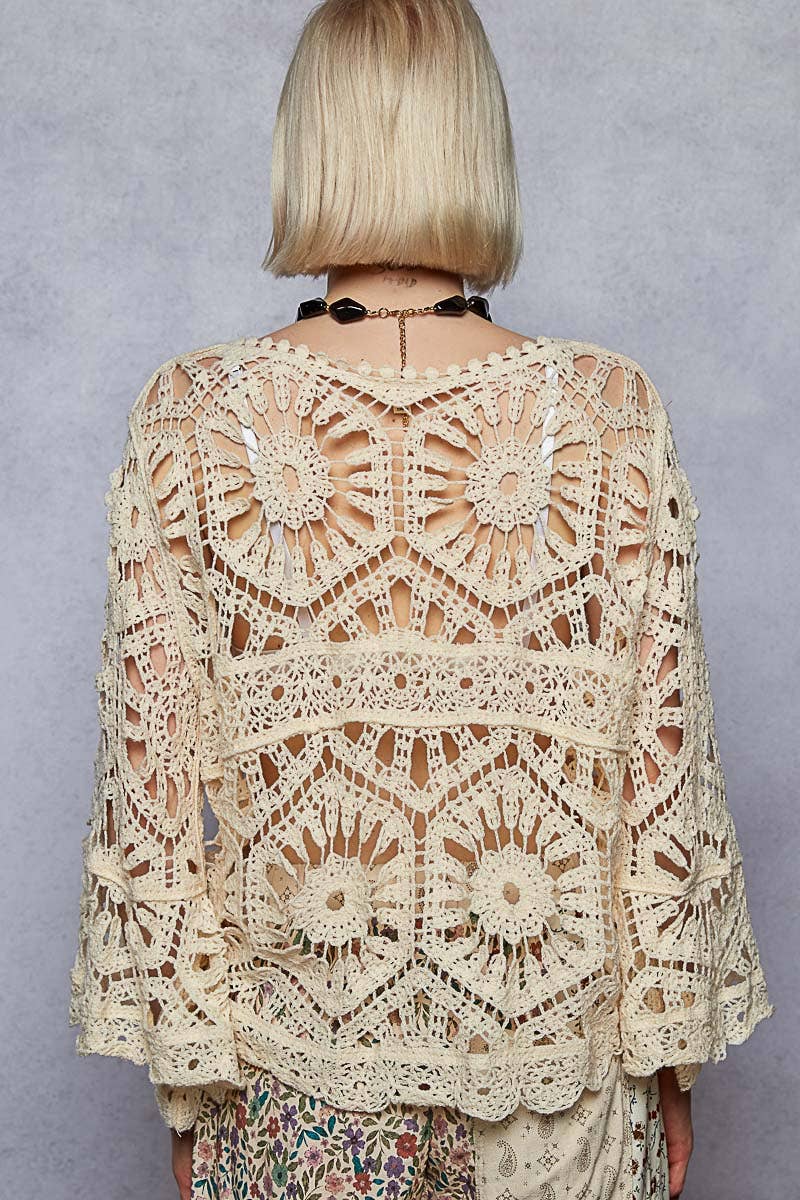 Round Neck 3/4 Sleeve Crochet Cropped Top
