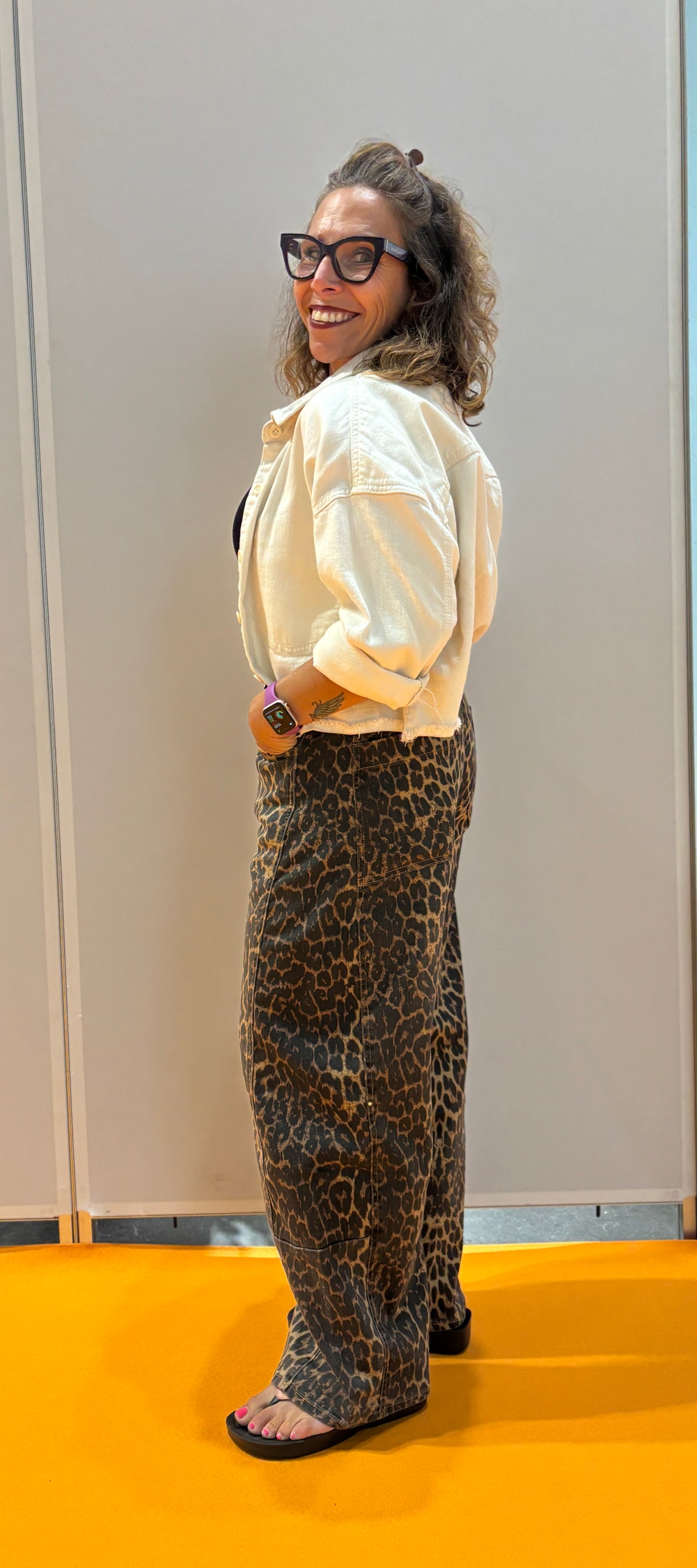 TRACTR LEOPARD PRINT BARREL CROP JEANS