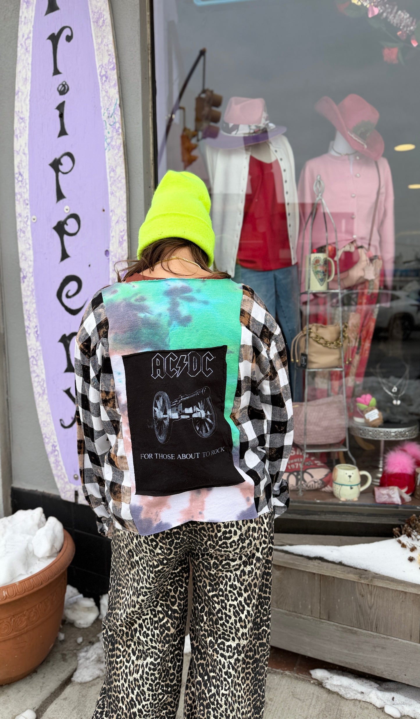 LADY SOULSHINE ACDC SWEATSHIRT