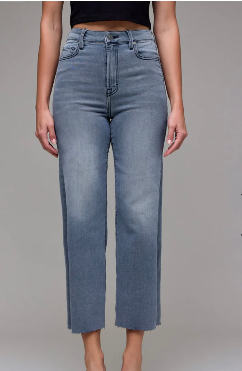 HIDDEN TRACEY STRETCH HIGH RISE JEANS