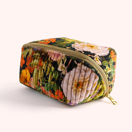 POWDER DESIGN INC. QUILTED MAKE-UP BAG