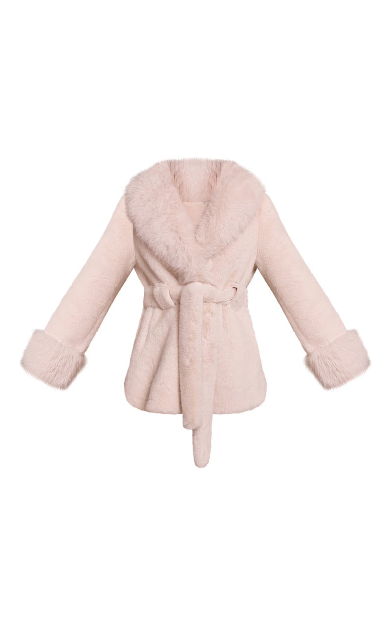 FUR THE LADIES IN THE PLACE