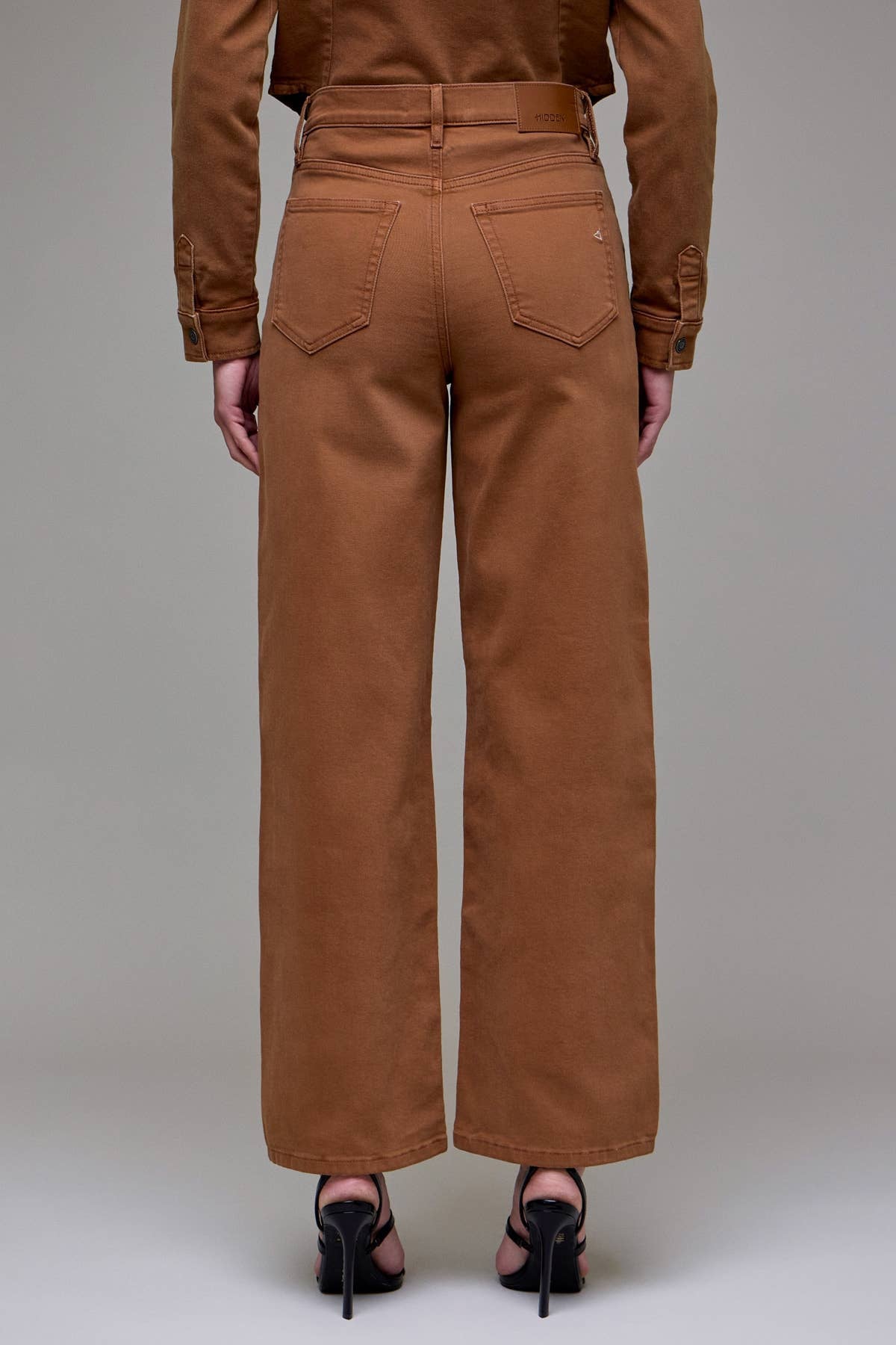 HIDDEN LOGAN TAWNY WIDE LEG JEANS