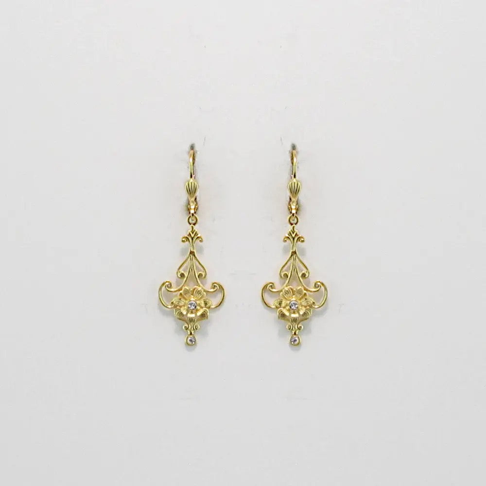 LA VIE ELISA FLOWER EARRING