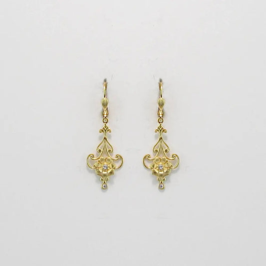 LA VIE ELISA FLOWER EARRING