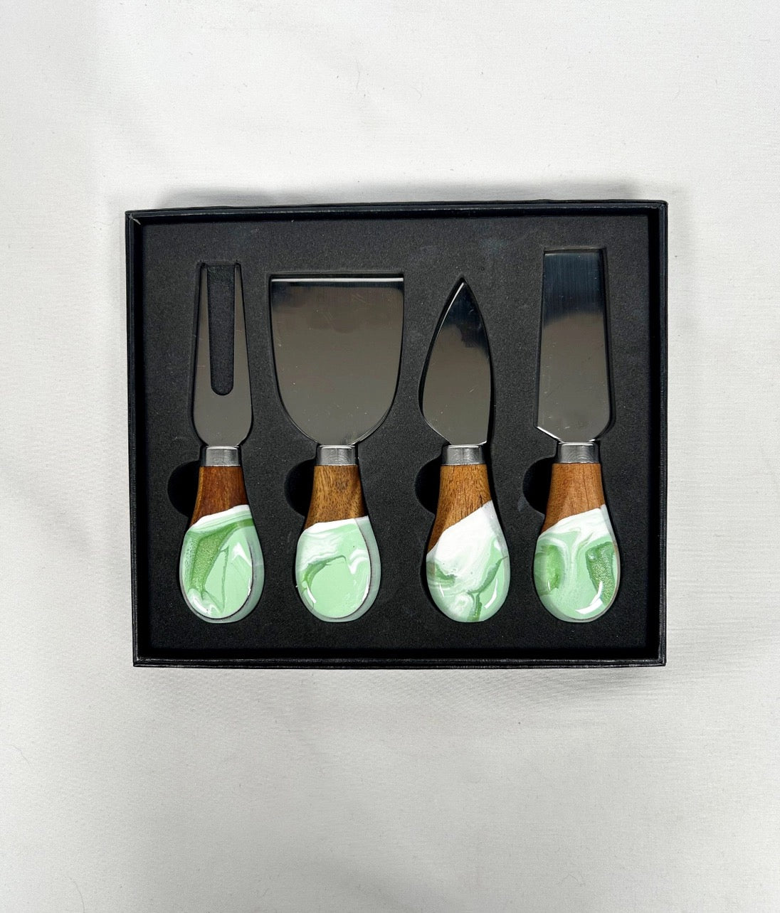 RESIN COATED CHEESE KNIFE SET