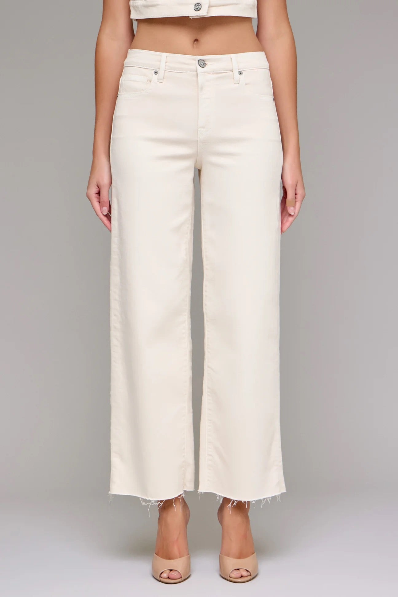 HIDDEN LOGAN DAD JEANS