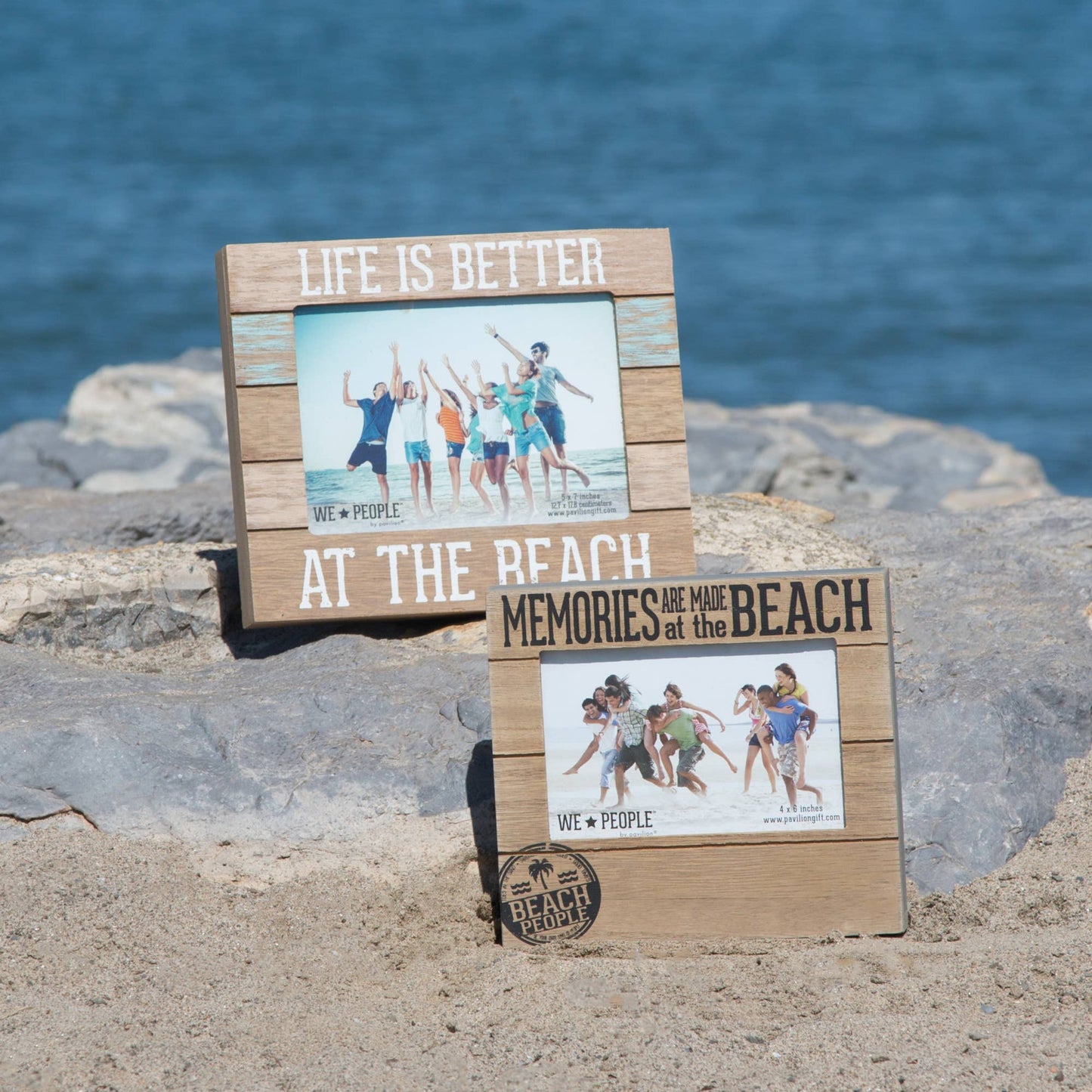 Beach People - 7.25" x 9" Frame
(Holds 5" x 7" photo)