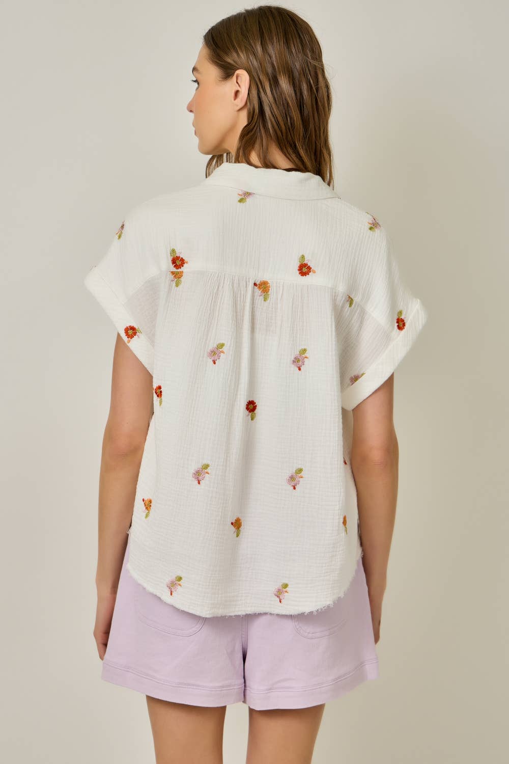 61463 Washed Embroidery Top