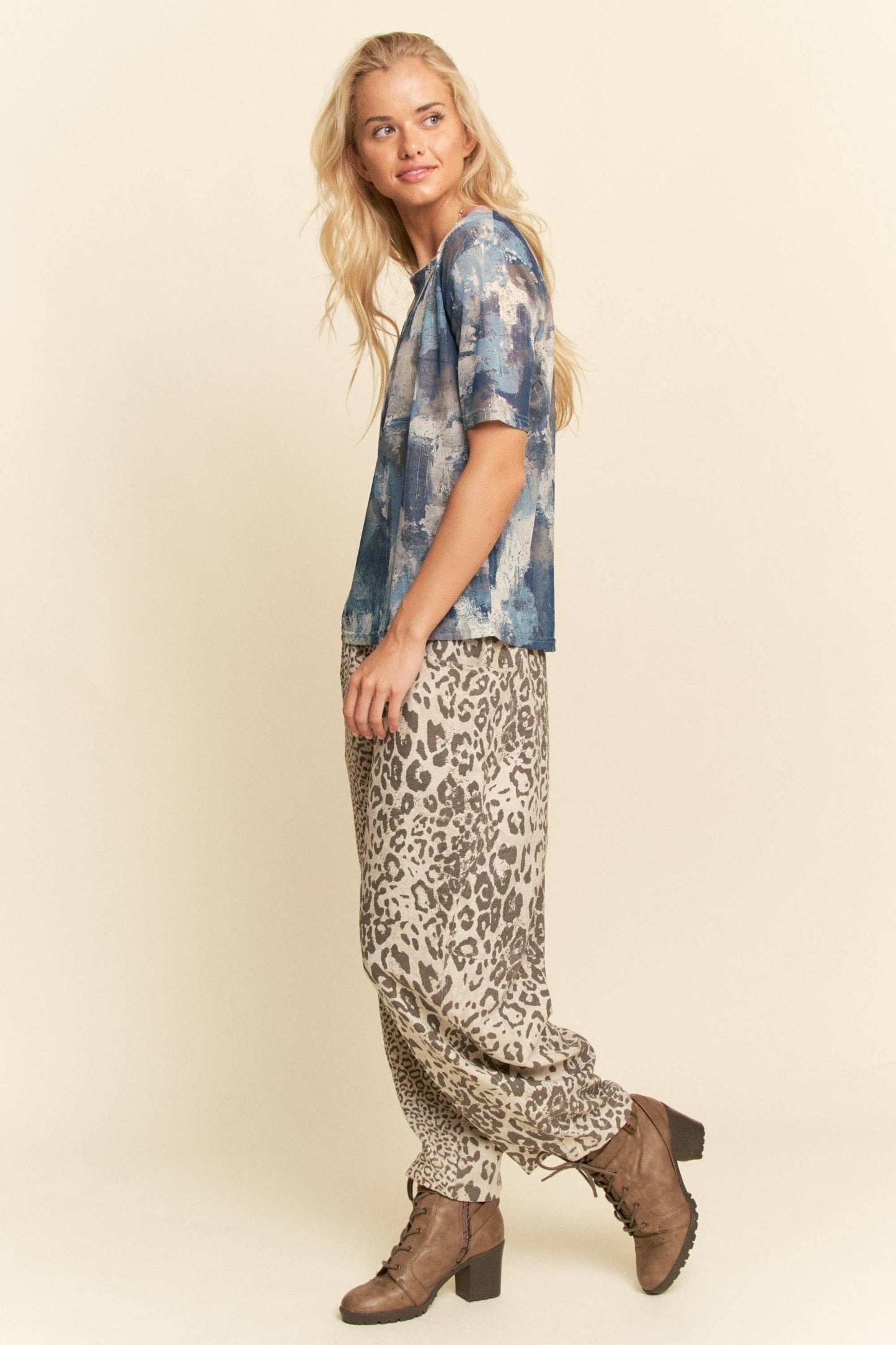 SHORT SLEEVE COVER UP MESH TOP LIGHTWEIGHT