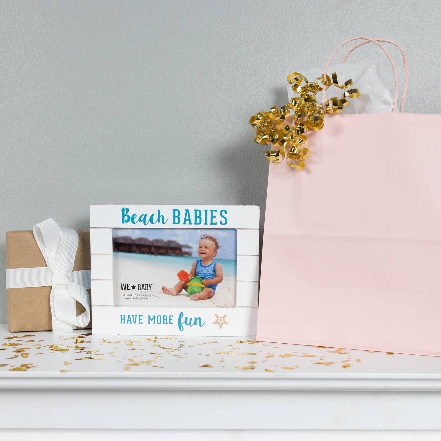 Beach Babies - 7.5" x 6" Frame (Holds 6" x 4" Photo)